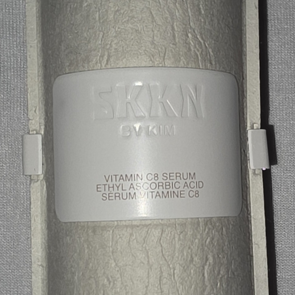 Vitamin C8 Serum - White